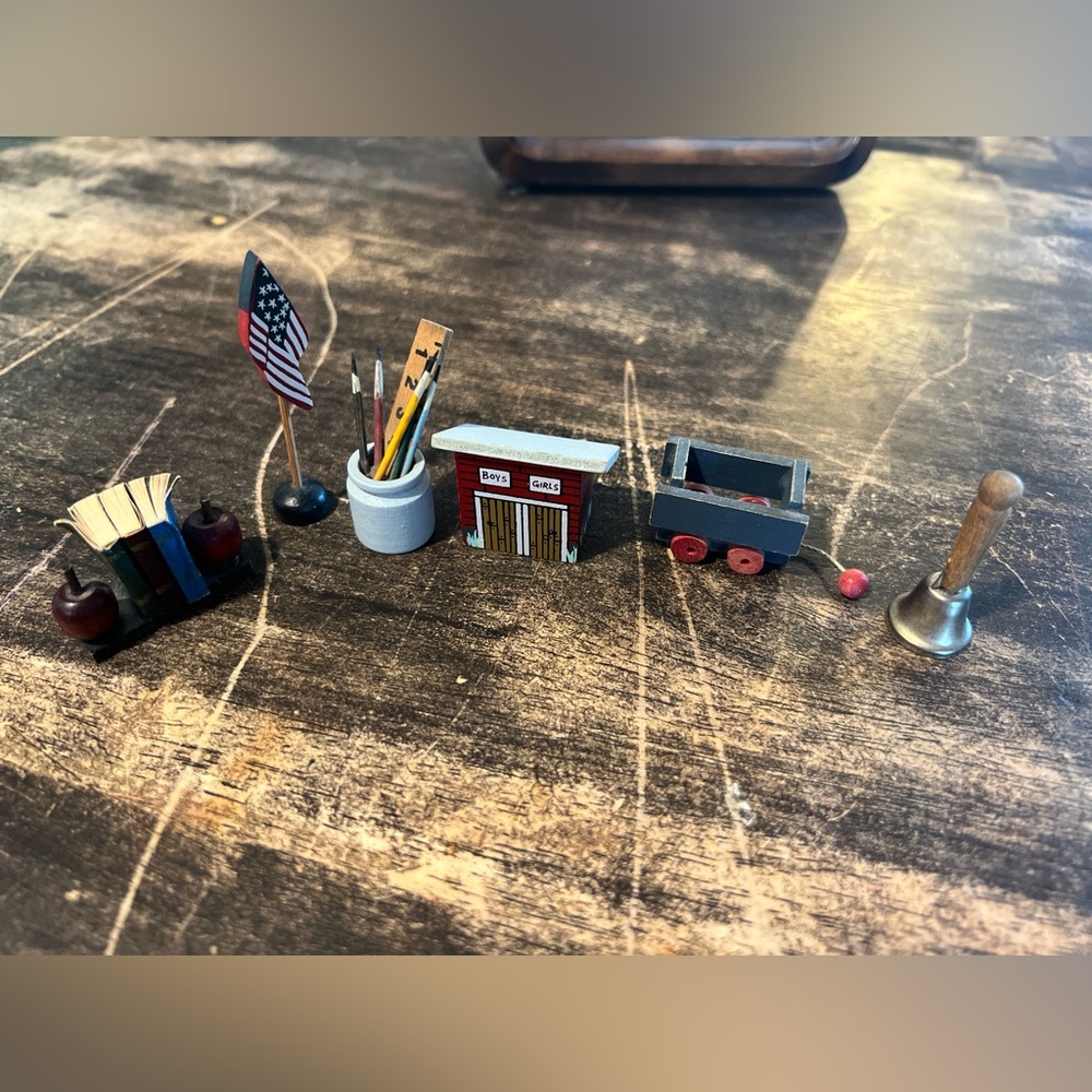 School miniatures 1992 tender heart